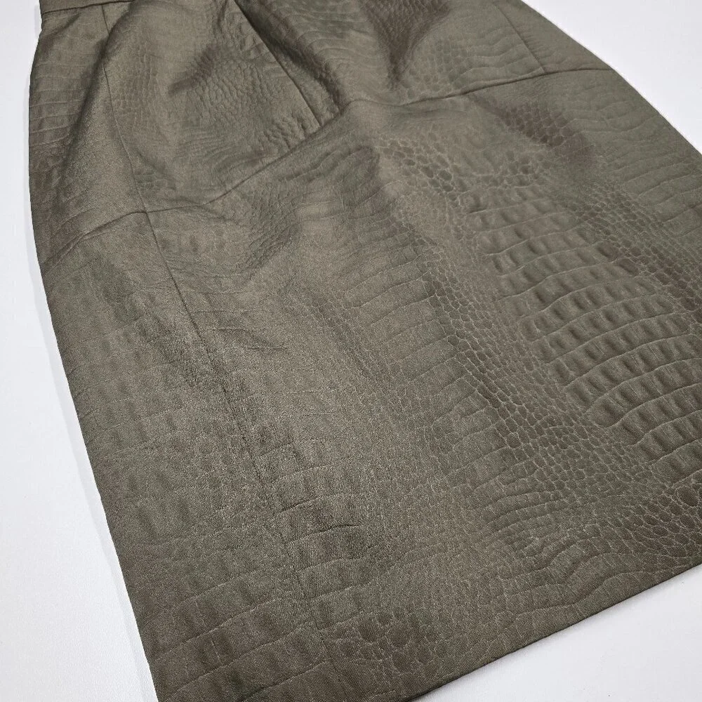 M MISSONI Green Knee Length Pencil Skirt with Animal Embossing